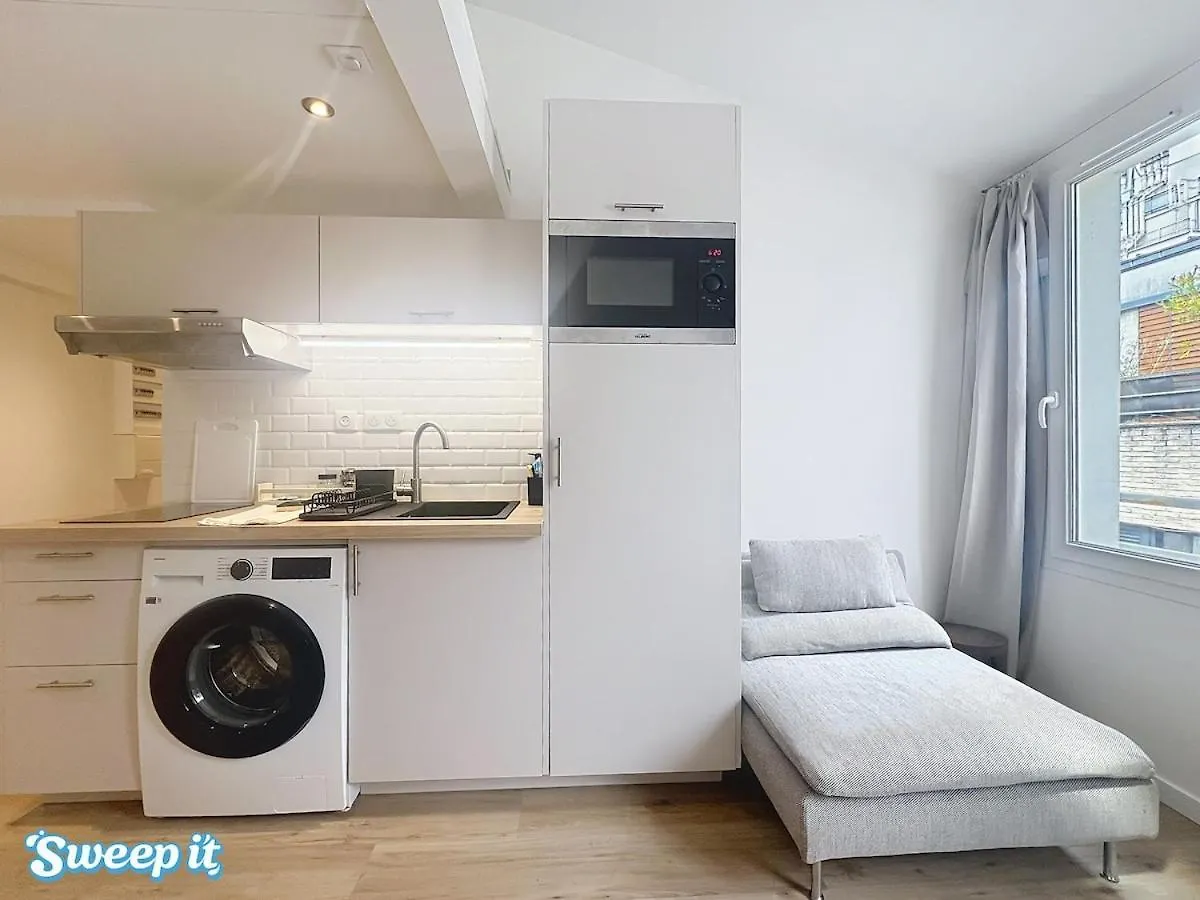 Calm & Cozy Flat Flowered Alley Sleeps 4 París Francia