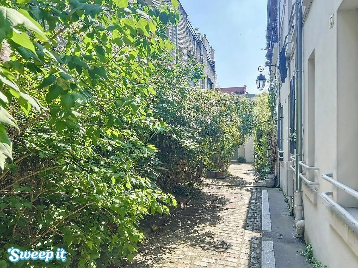 Apartamento Calm & Cozy Flat Flowered Alley Sleeps 4 París Francia